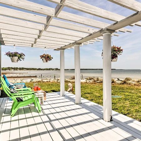 Oceanfront White Stone Cottage With Private Beach! Екстер'єр фото