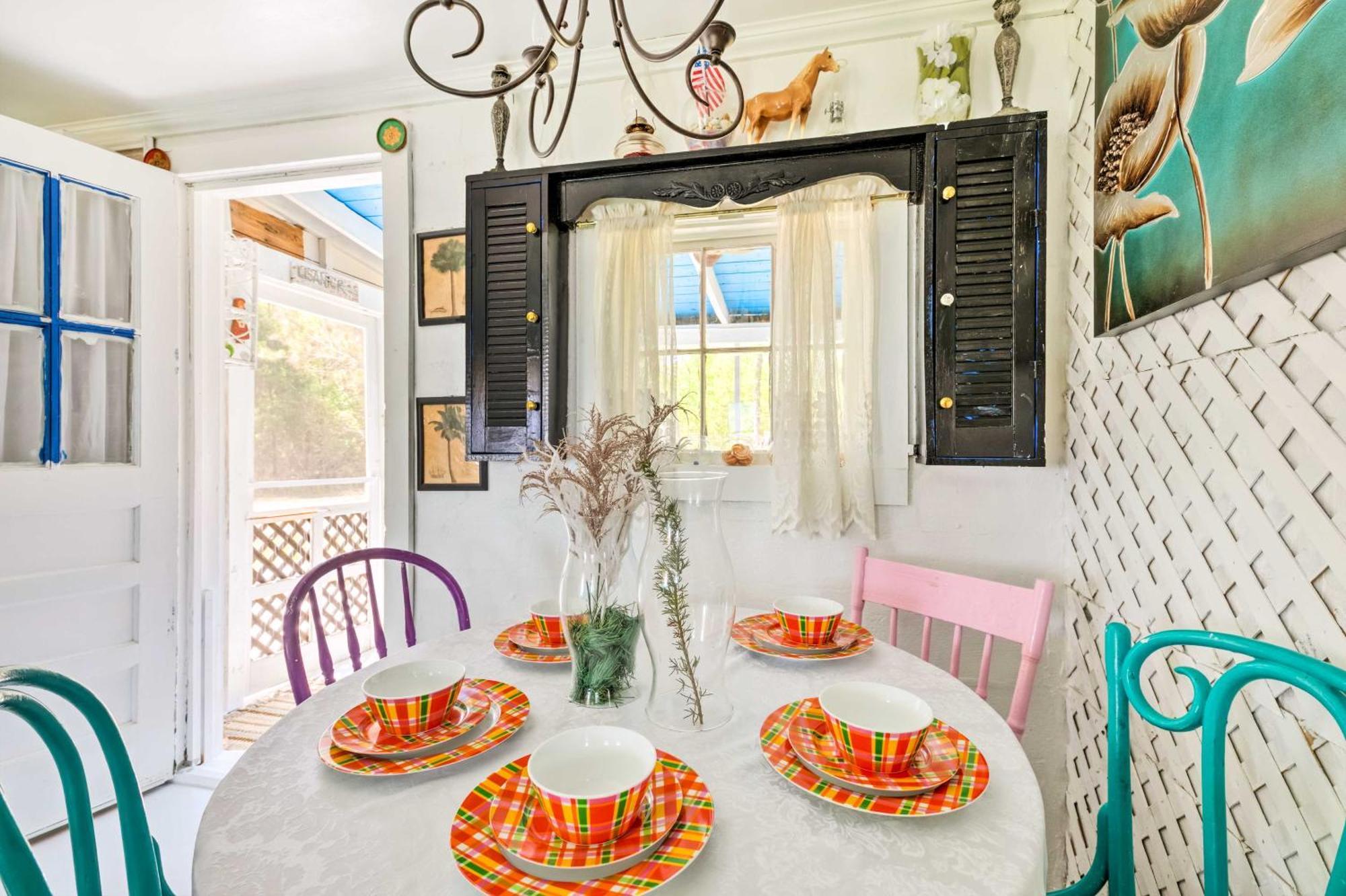 Oceanfront White Stone Cottage With Private Beach! Екстер'єр фото