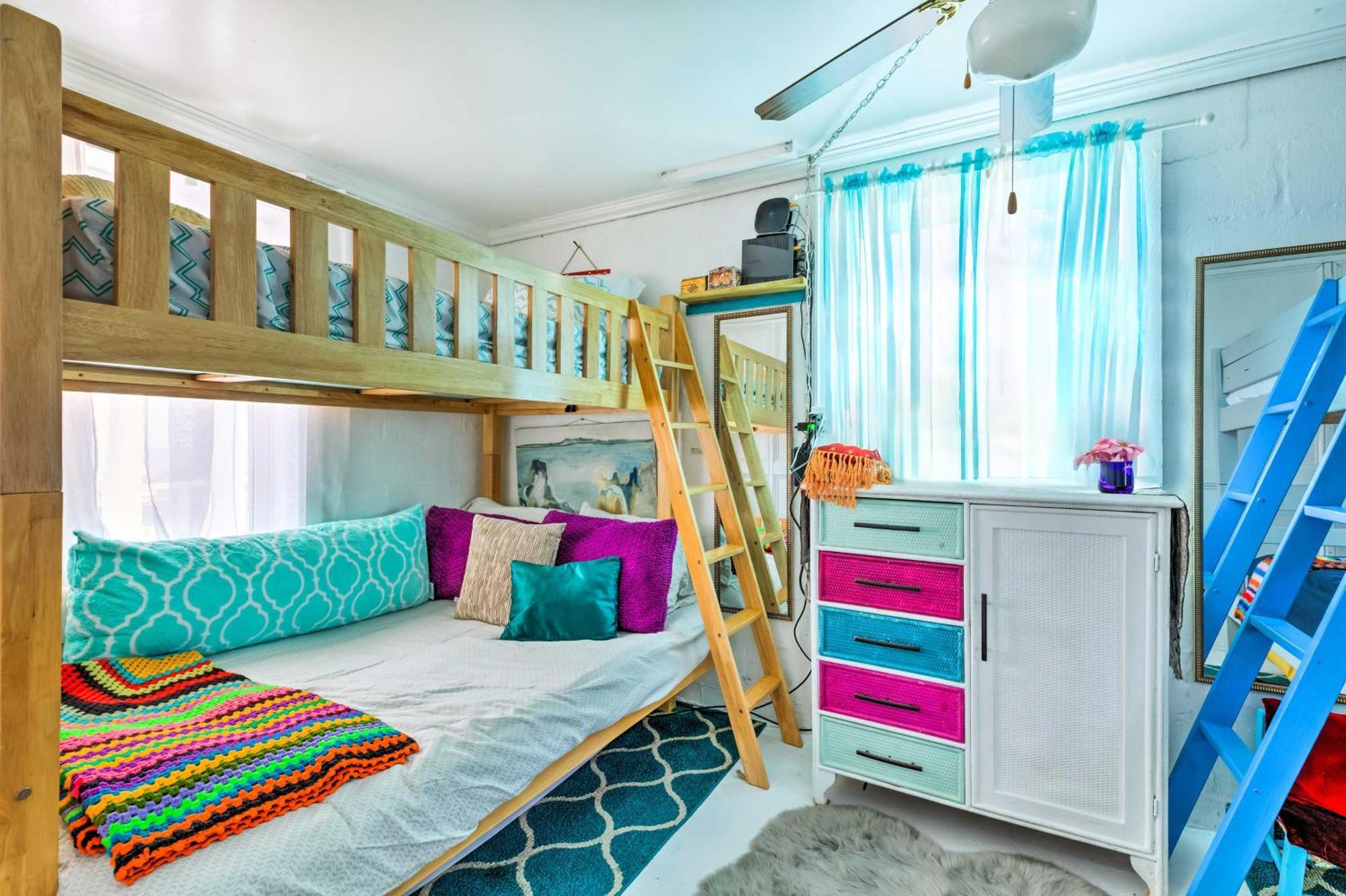 Oceanfront White Stone Cottage With Private Beach! Екстер'єр фото