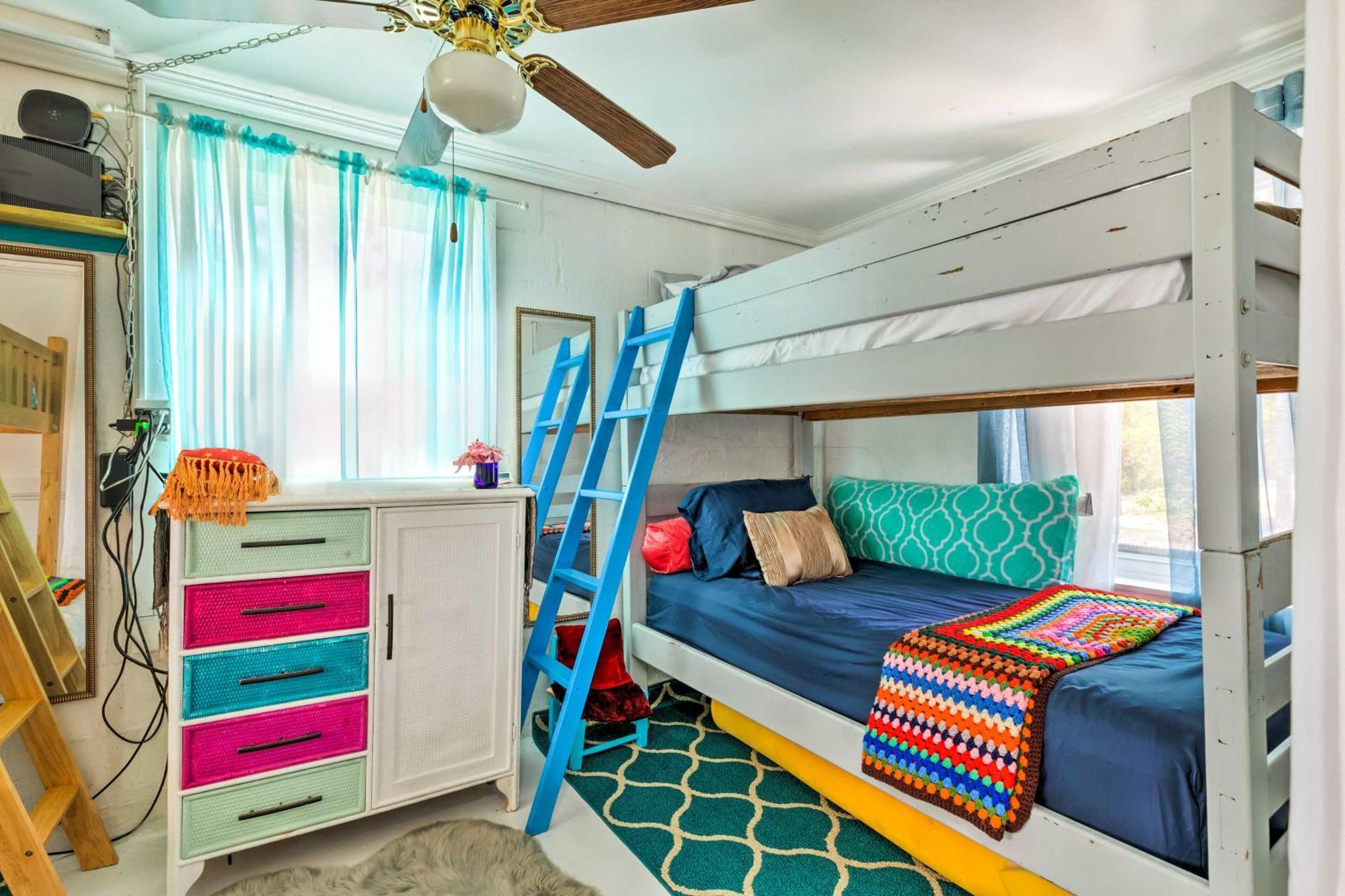 Oceanfront White Stone Cottage With Private Beach! Екстер'єр фото